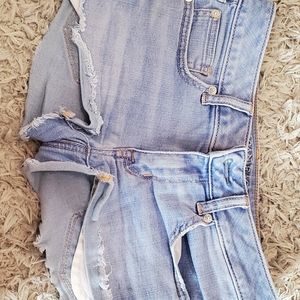 Womens American eagle low rise super stretch size 2 shorts